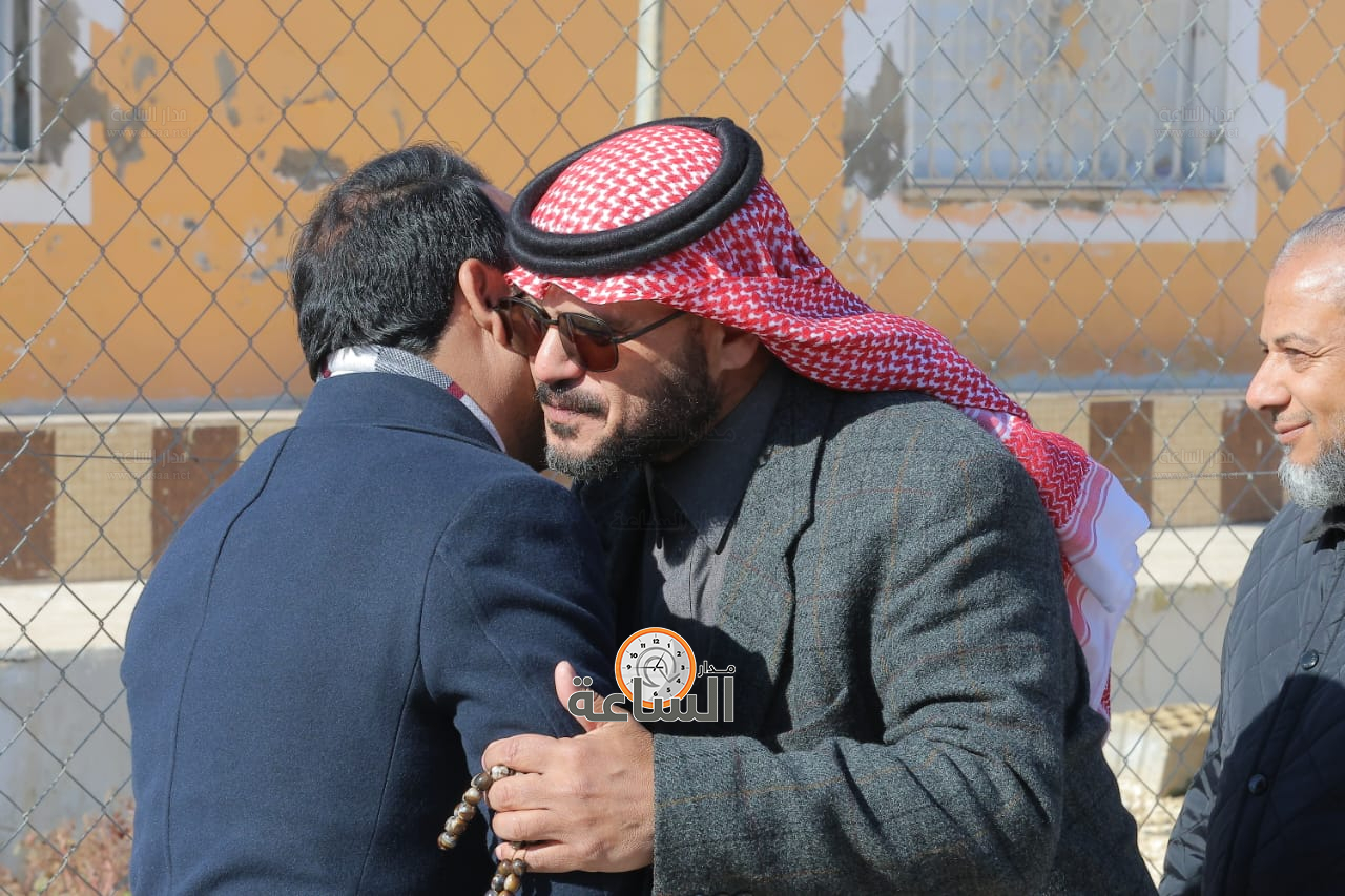 Madar Al-Saa Images 0.7456621711650528