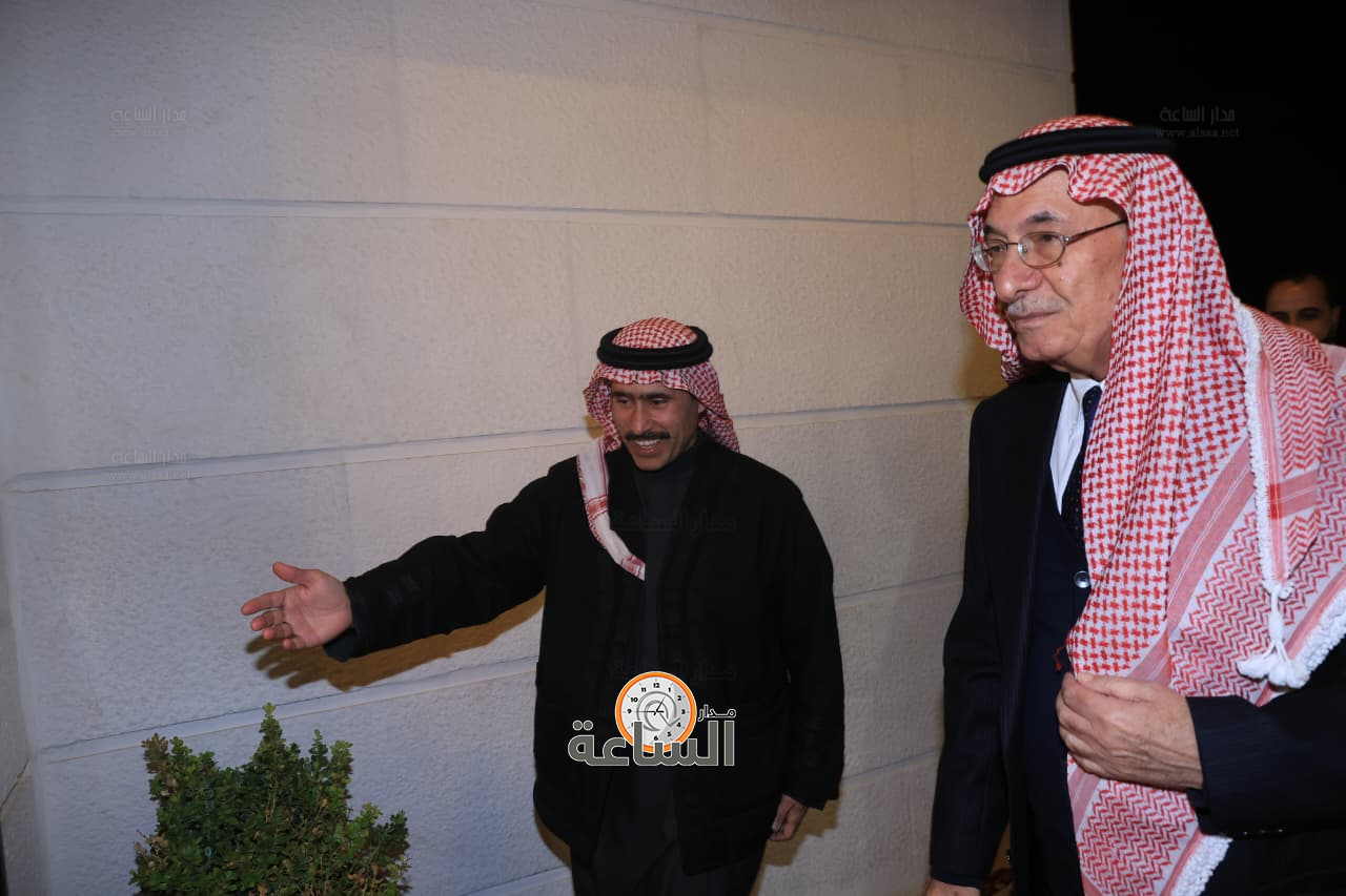 Madar Al-Saa Images 0.7382975199015223