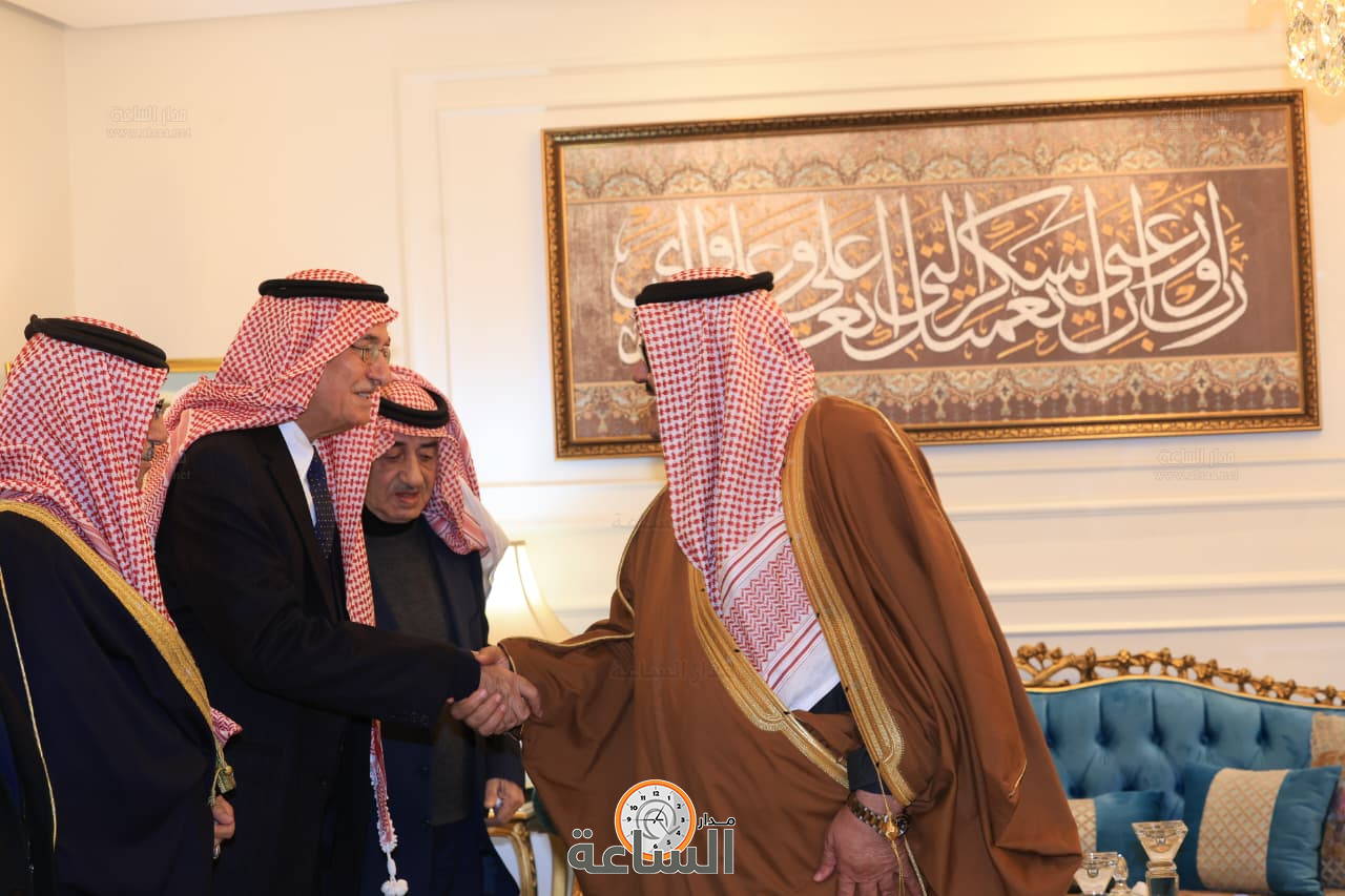 Madar Al-Saa Images 0.11105996257368389