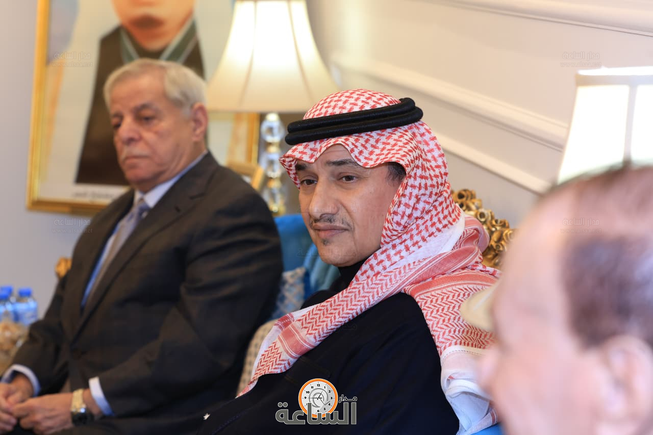 Madar Al-Saa Images 0.242263493359828