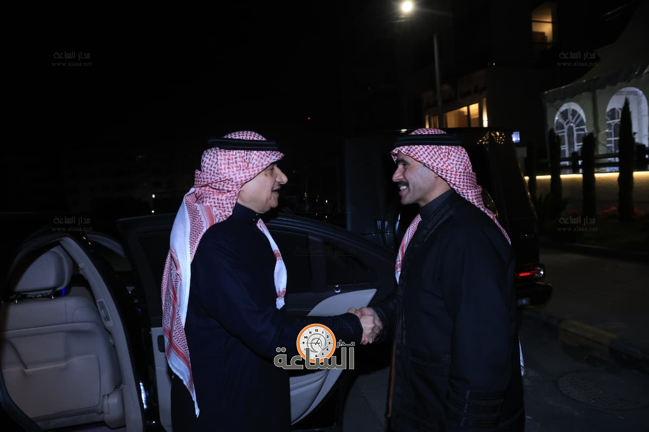 Madar Al-Saa Images 0.8390589512259435