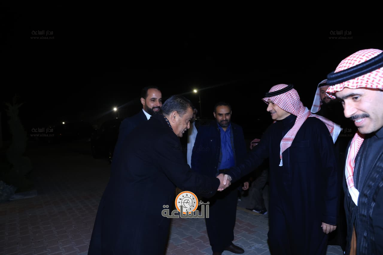 Madar Al-Saa Images 0.8394860449165974