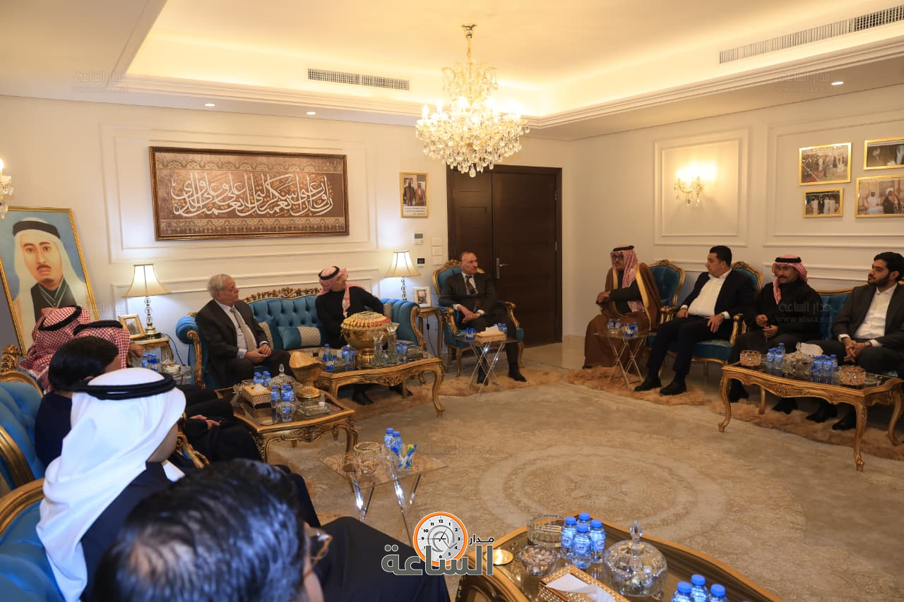 Madar Al-Saa Images 0.15175912007602255