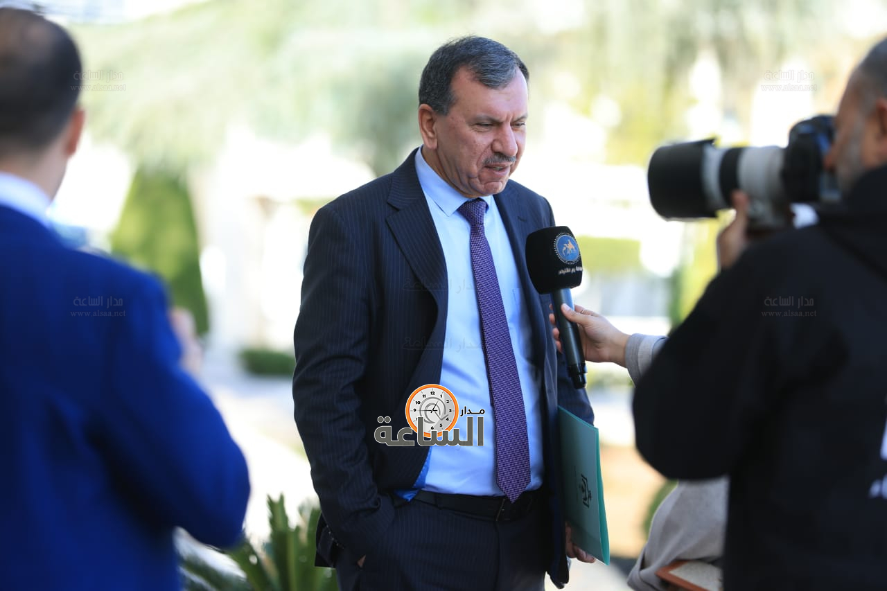 Madar Al-Saa Images 0.5334334171060282