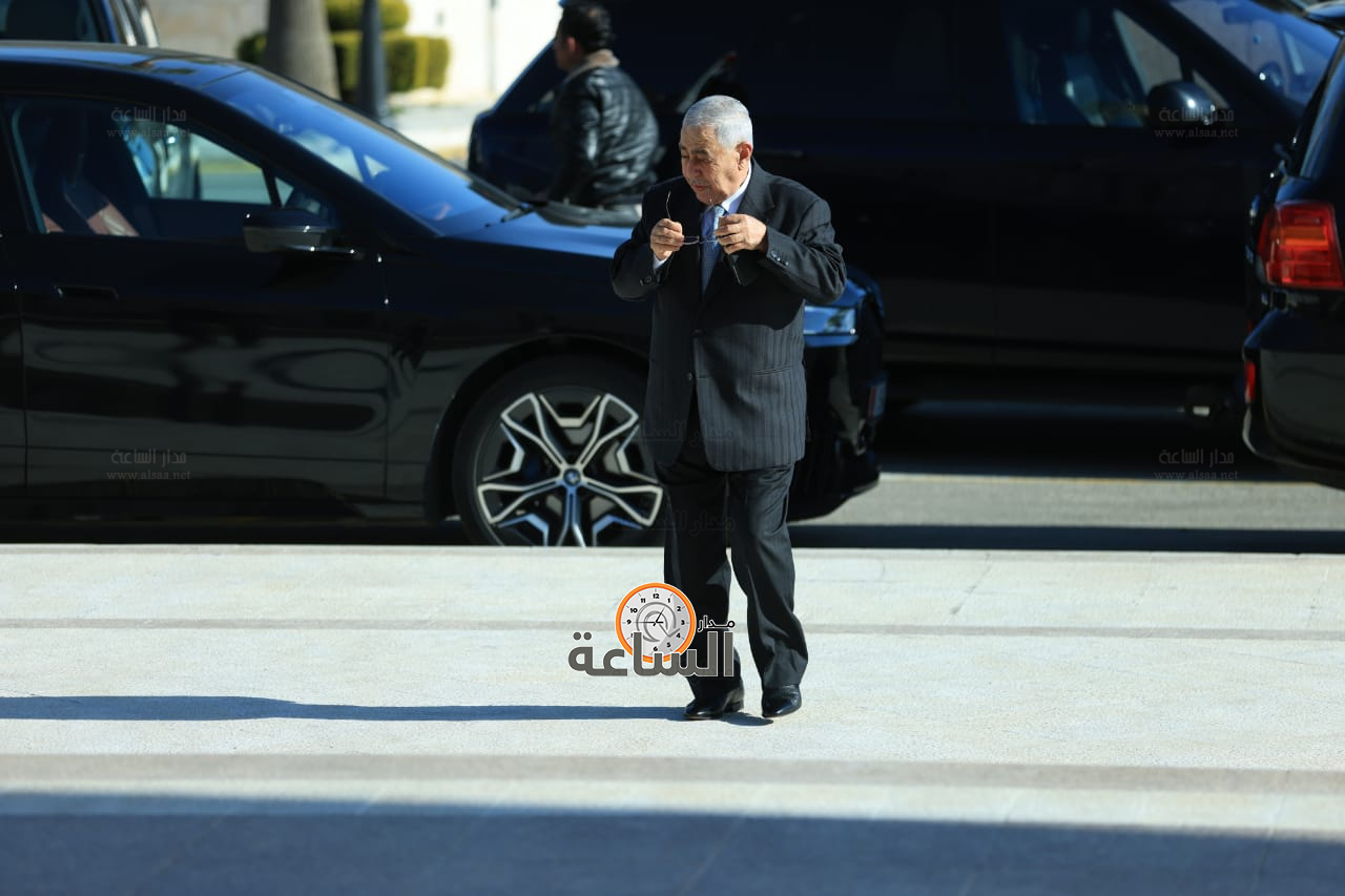 Madar Al-Saa Images 0.8589647320674783