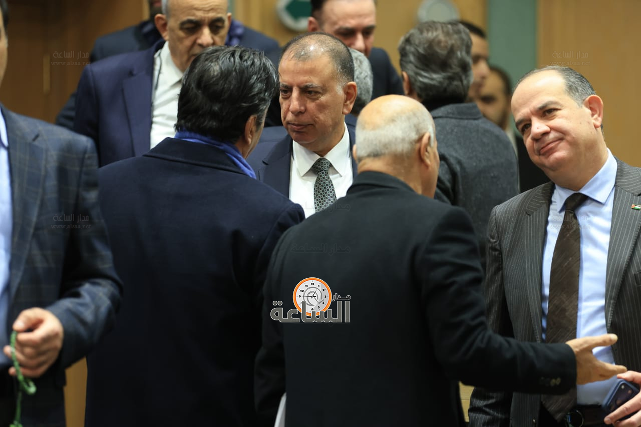 Madar Al-Saa Images 0.6403712785709136