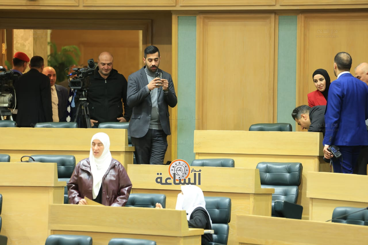 Madar Al-Saa Images 0.6488650949661058