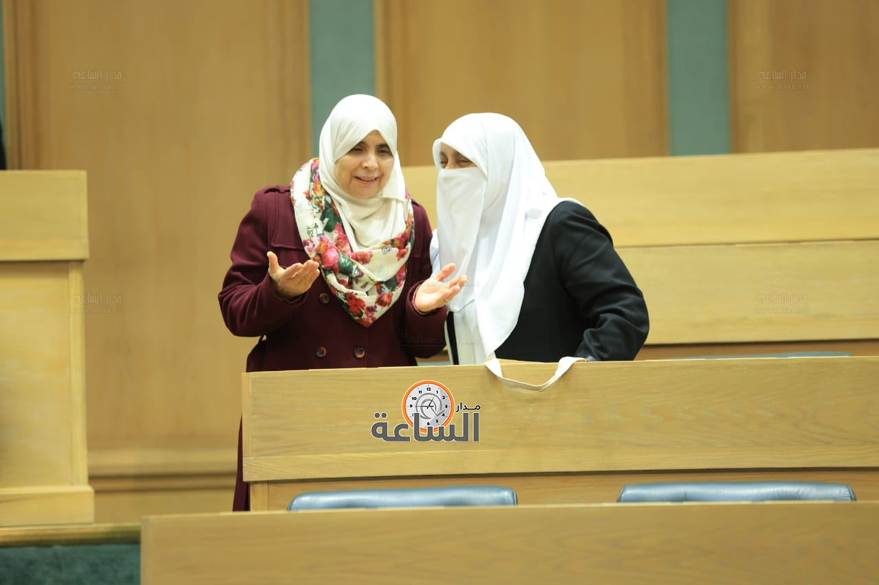 Madar Al-Saa Images 0.27990716003766747