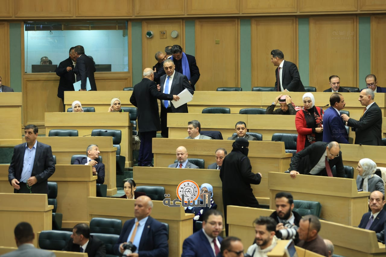 Madar Al-Saa Images 0.2412511558802528