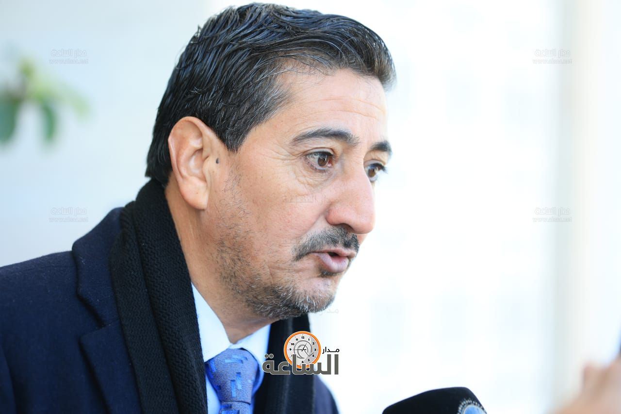 Madar Al-Saa Images 0.9838441556195955