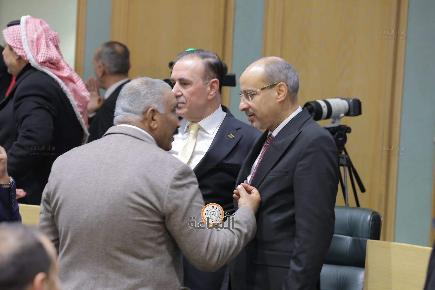 Madar Al-Saa Images 0.5143909437789977