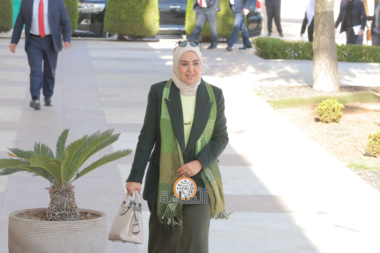 Madar Al-Saa Images 0.09993083730999663