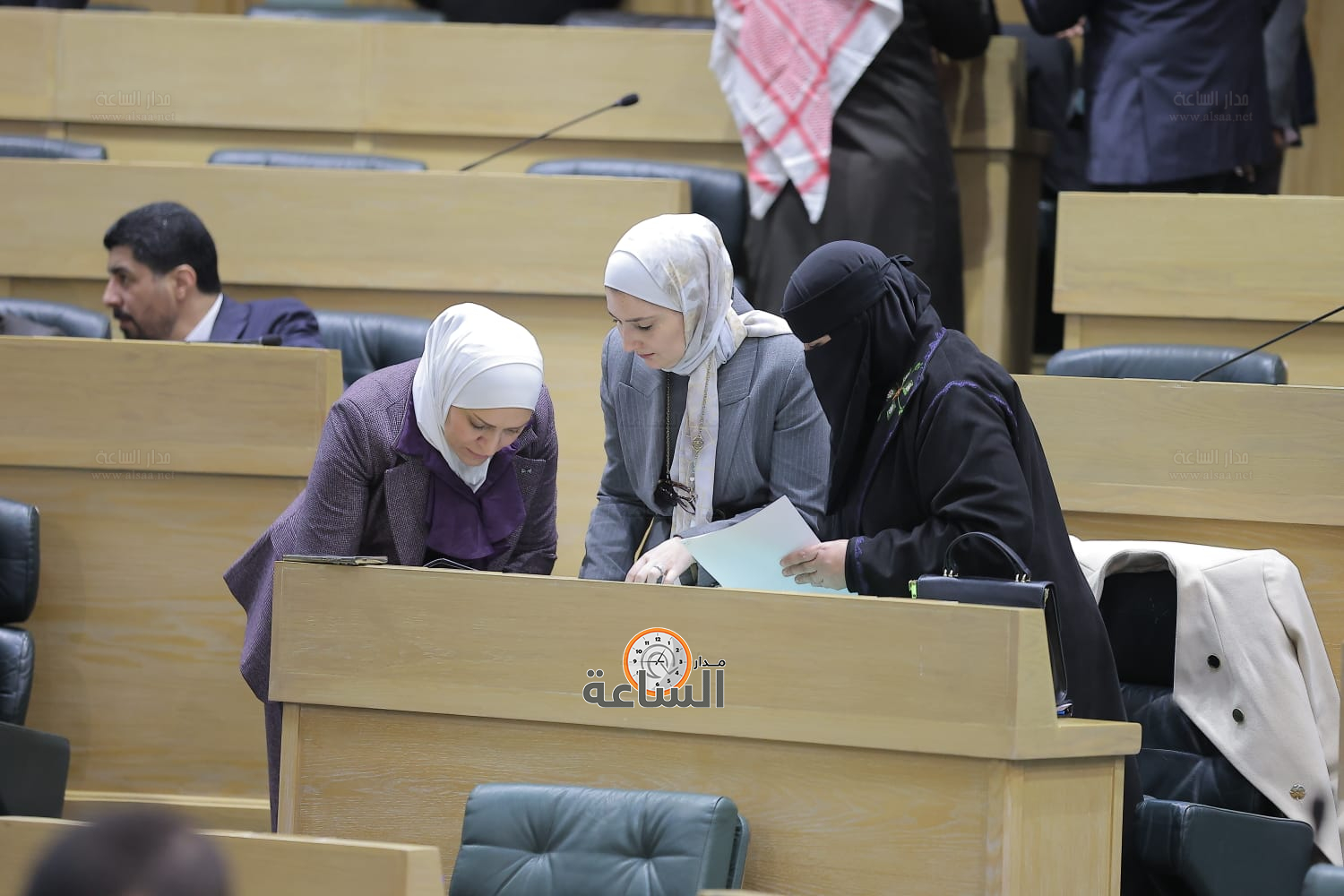 Madar Al-Saa Images 0.34076974618394273