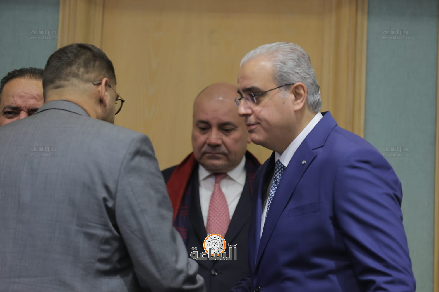 Madar Al-Saa Images 0.9683793161570907