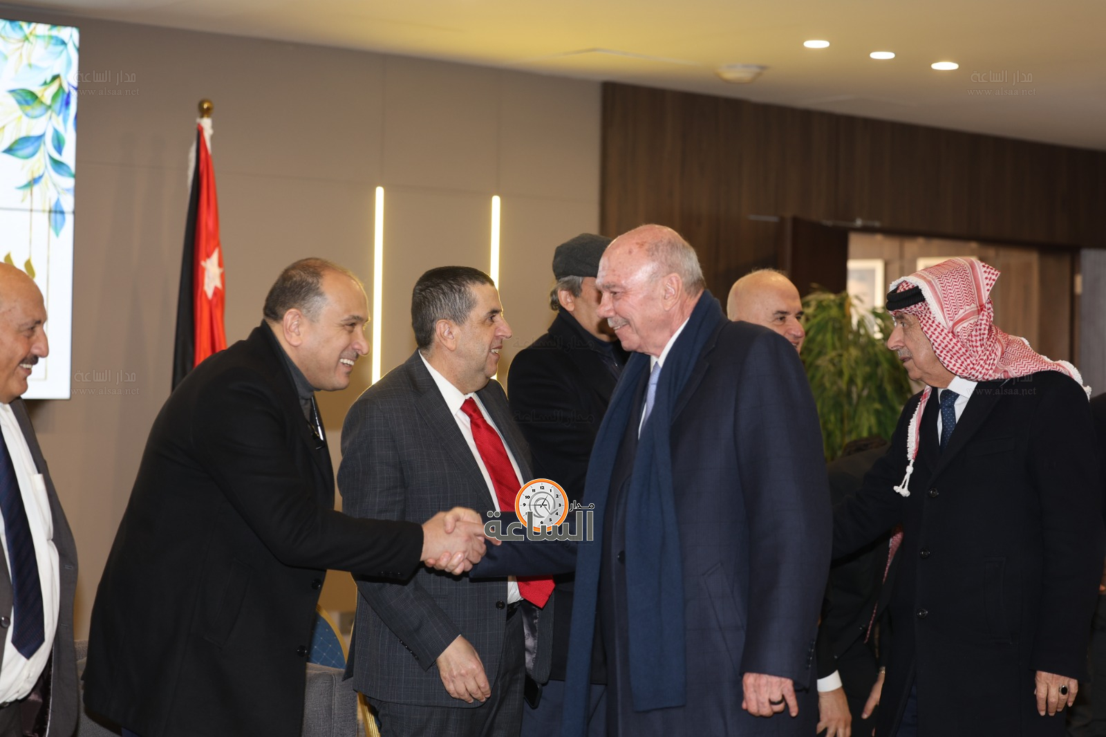 Madar Al-Saa Images 0.9282892335364702