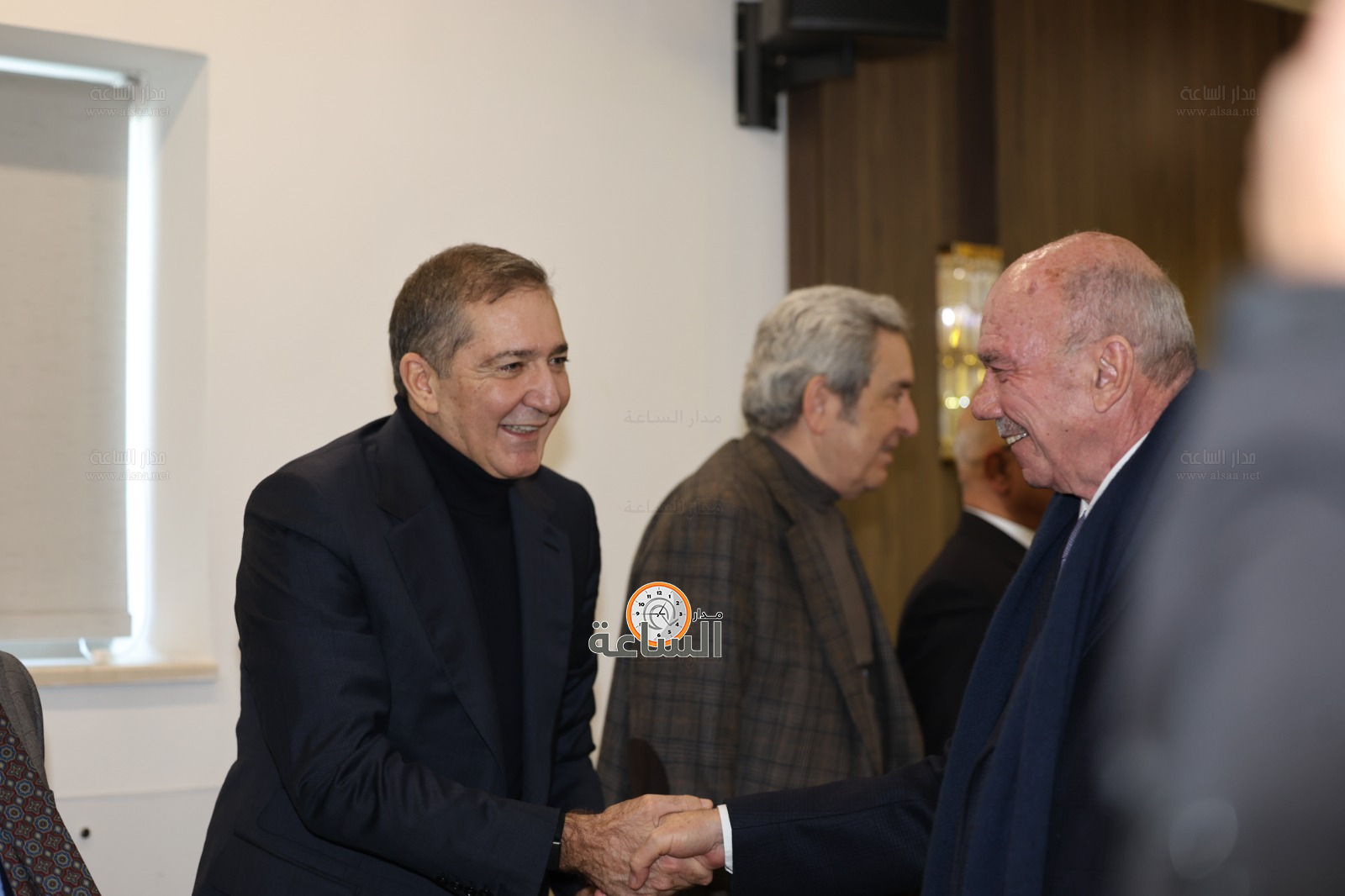 Madar Al-Saa Images 0.8199013574472216