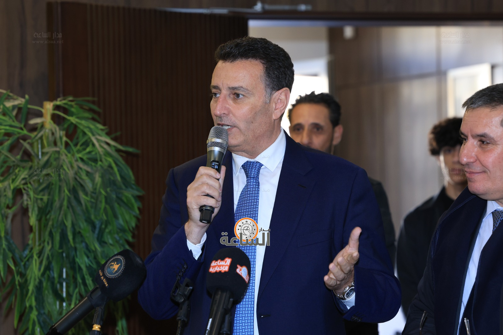 Madar Al-Saa Images 0.8130730252073833