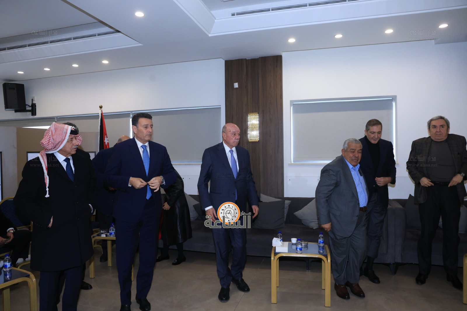 Madar Al-Saa Images 0.178252562465812