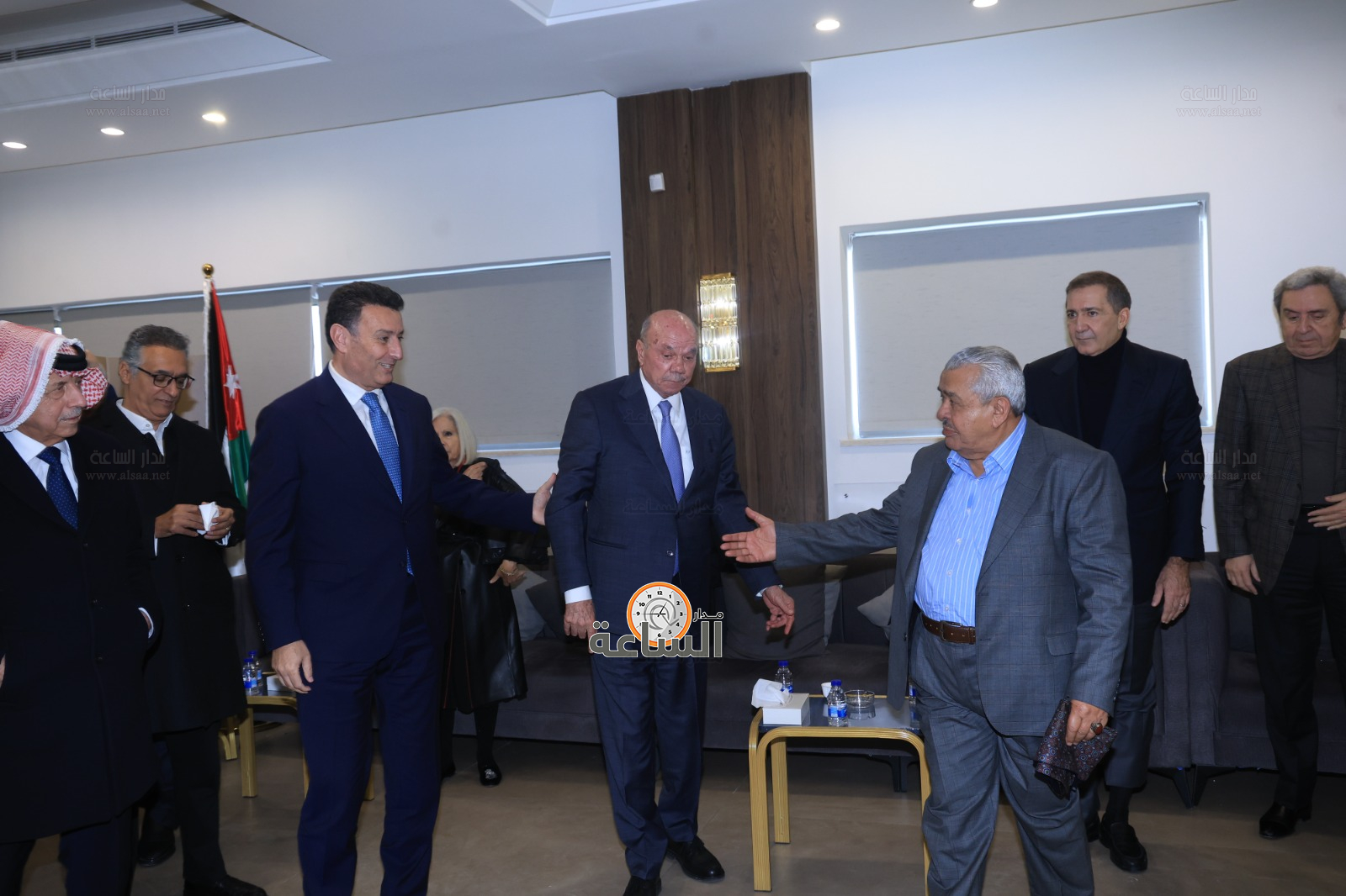 Madar Al-Saa Images 0.8104605797175048