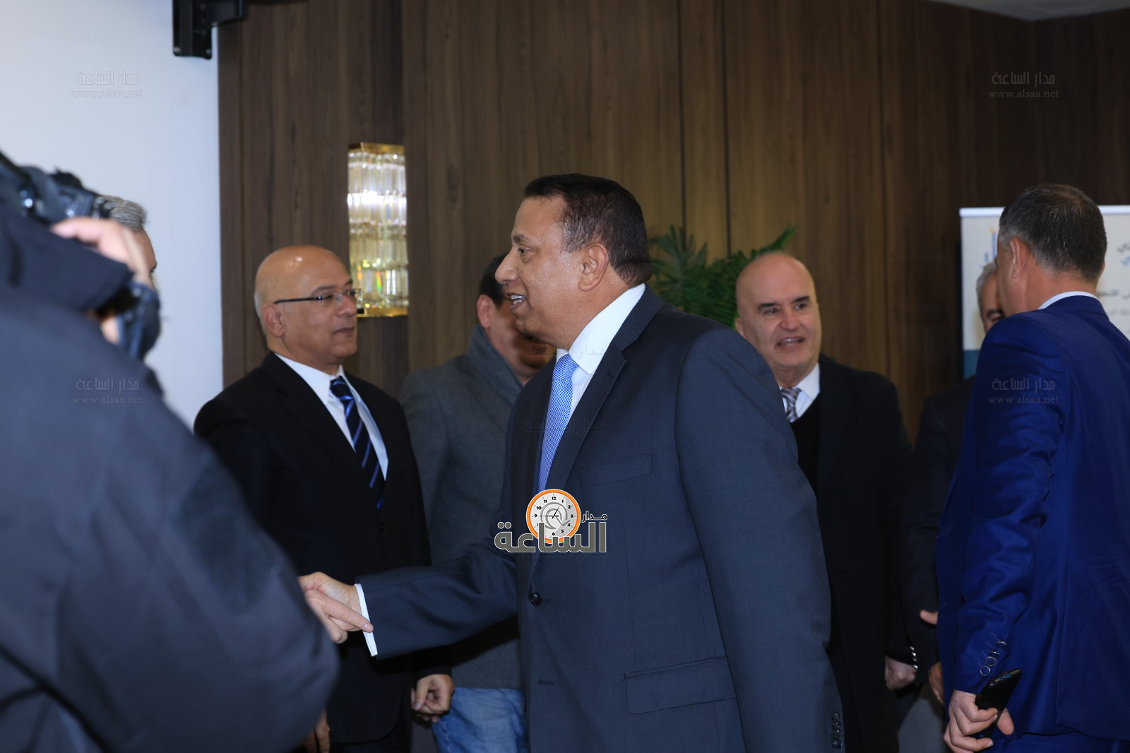 Madar Al-Saa Images 0.646207388956878