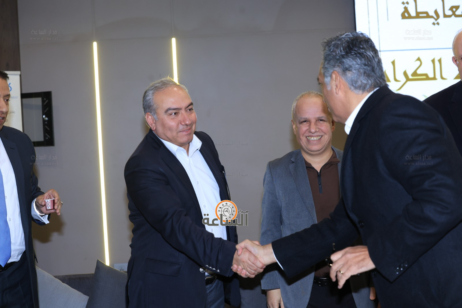 Madar Al-Saa Images 0.8238123527613304