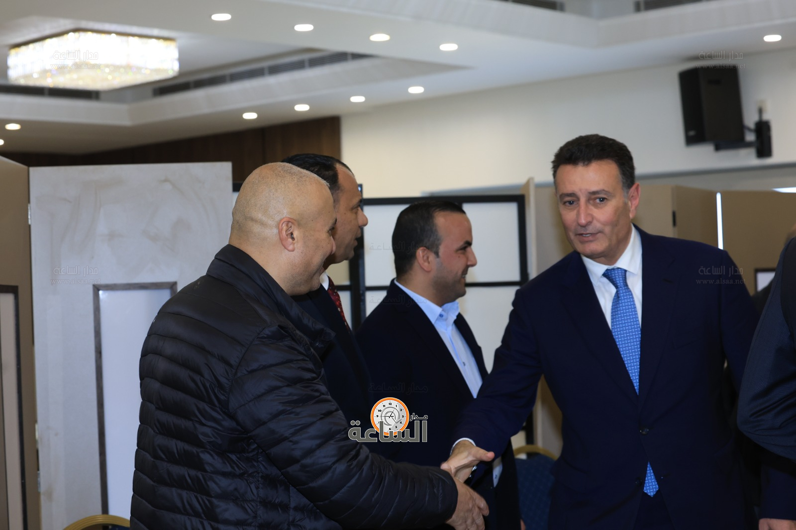 Madar Al-Saa Images 0.9524705191221562