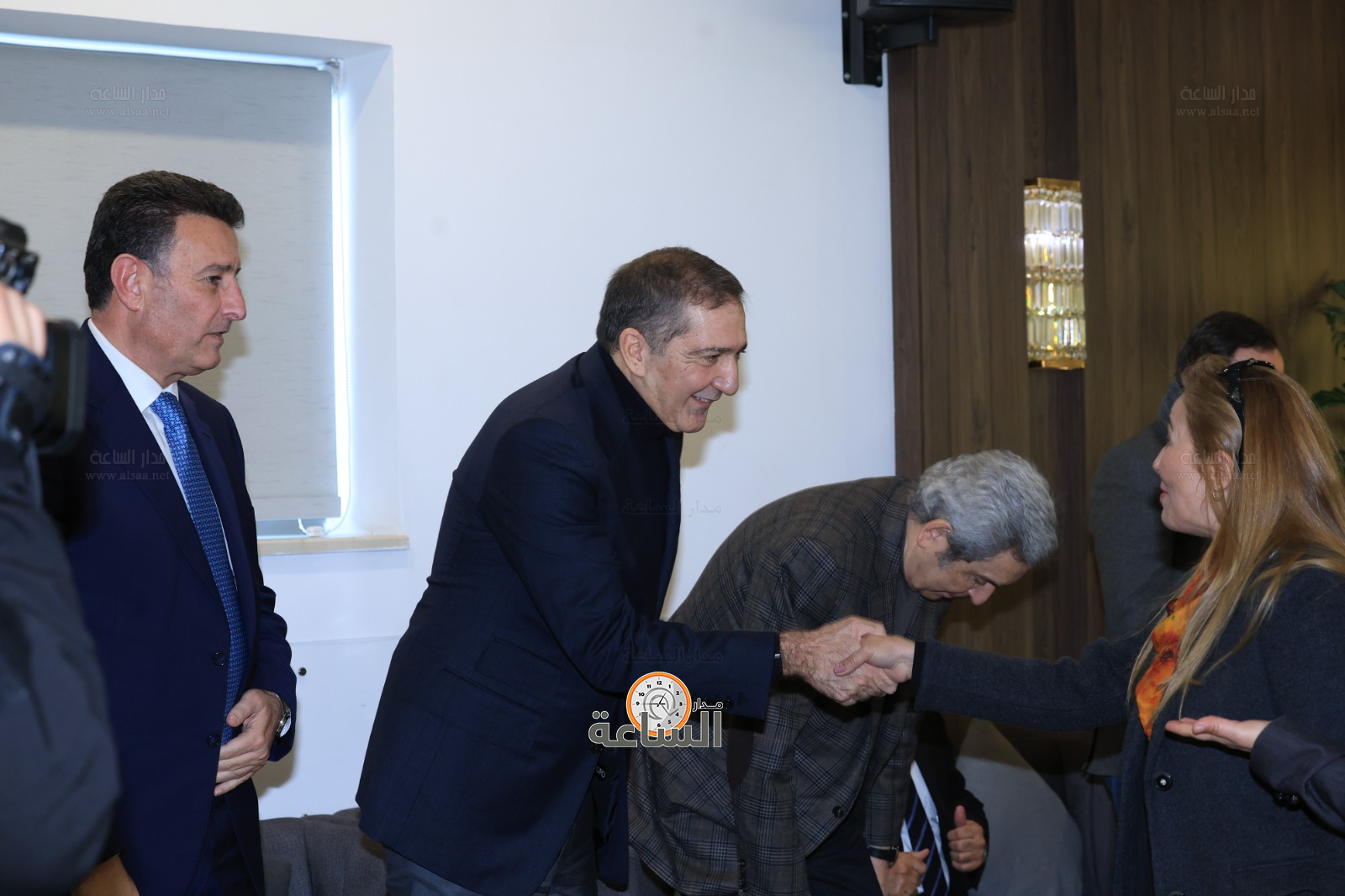 Madar Al-Saa Images 0.04456588113816984