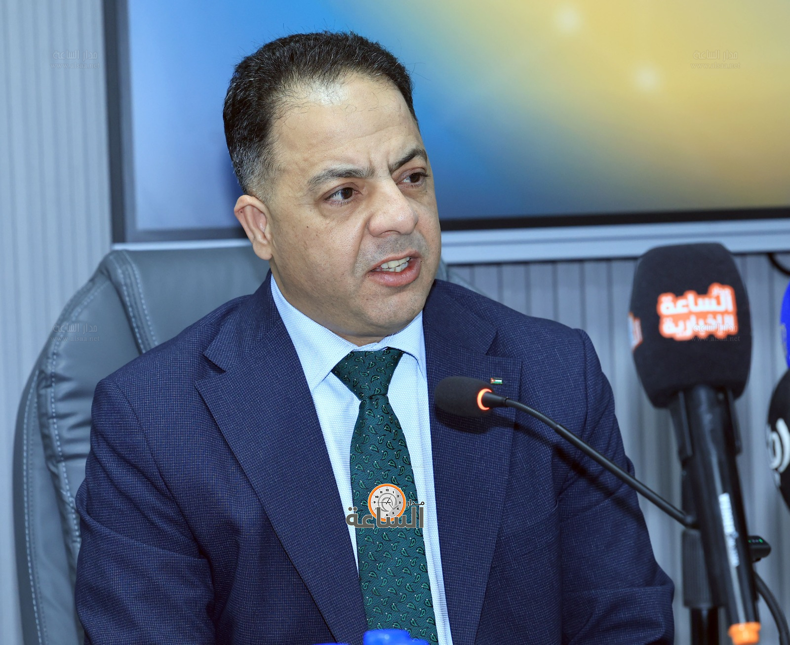 Madar Al-Saa Images 0.4303582531193425