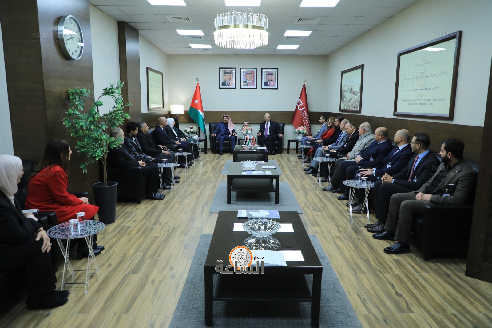 Madar Al-Saa Images 0.9810508834139128