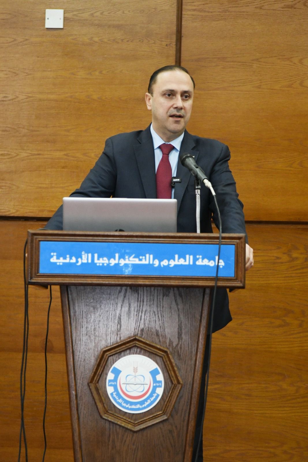 Madar Al-Saa Images 0.4507621789336633