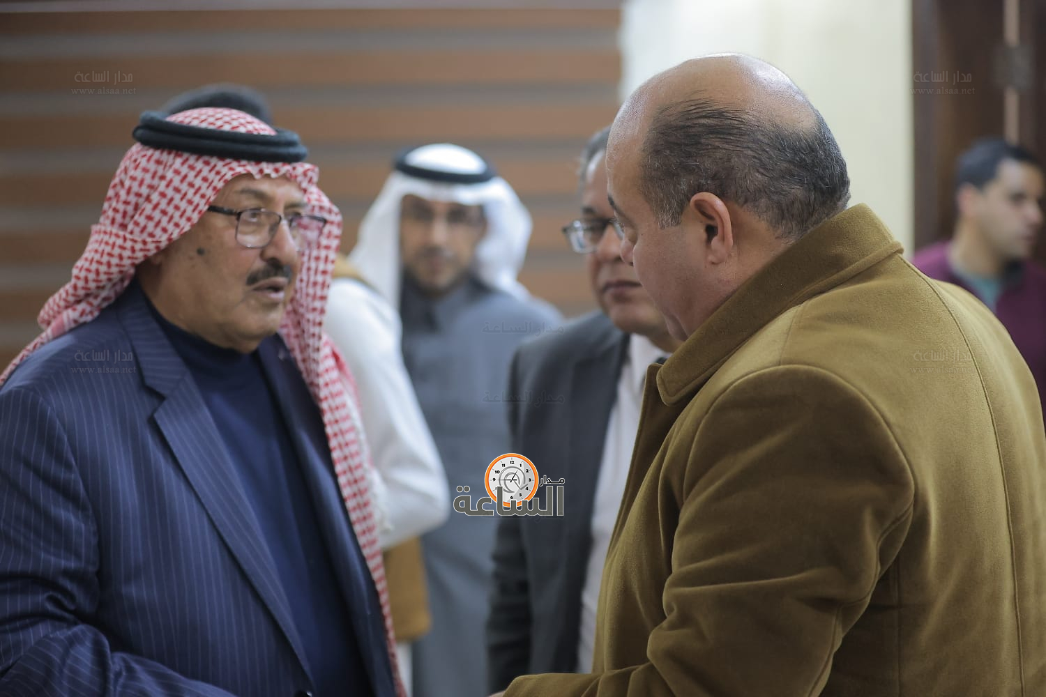 Madar Al-Saa Images 0.45477887405432516