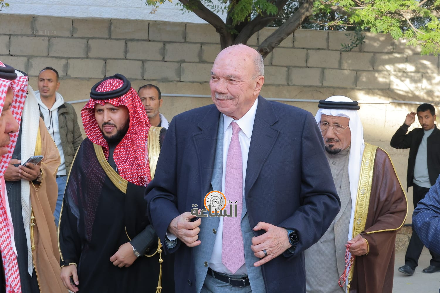 Madar Al-Saa Images 0.7439134143943765