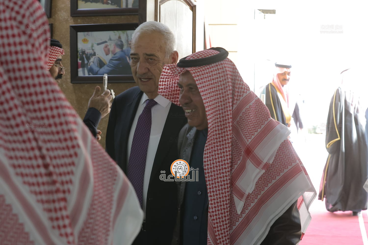 Madar Al-Saa Images 0.017420038710045826