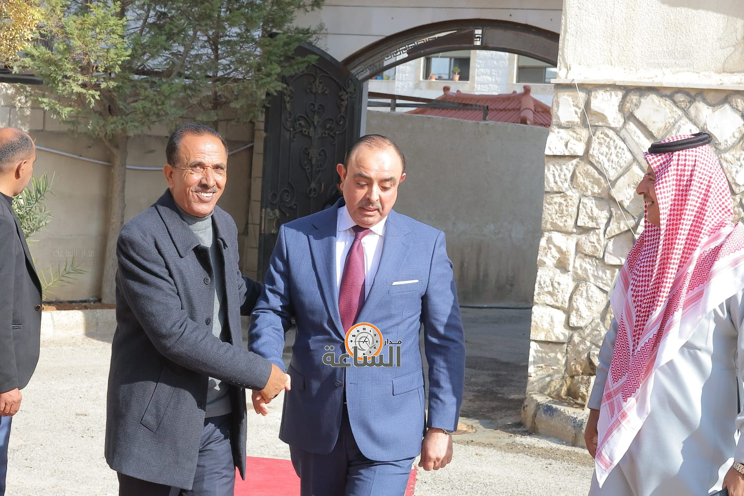 Madar Al-Saa Images 0.9201992051863348