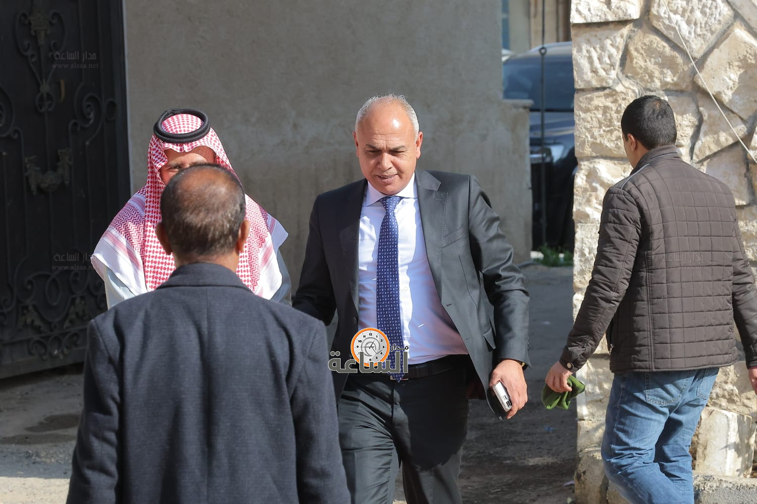 Madar Al-Saa Images 0.41206003848391826