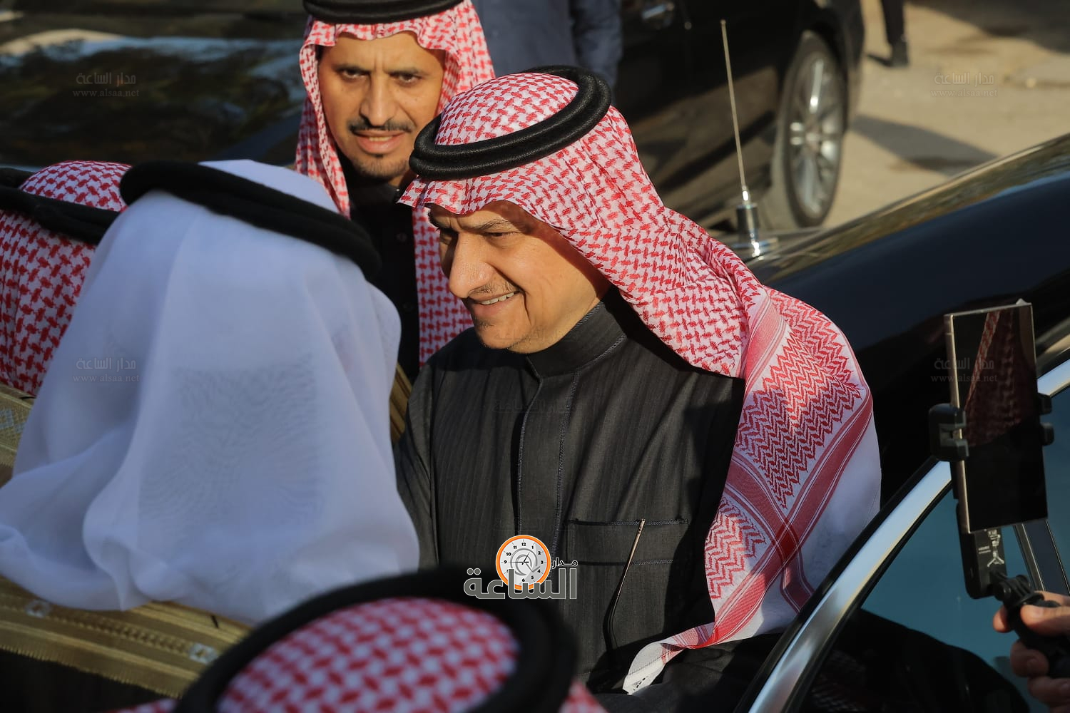 Madar Al-Saa Images 0.5842396583099598