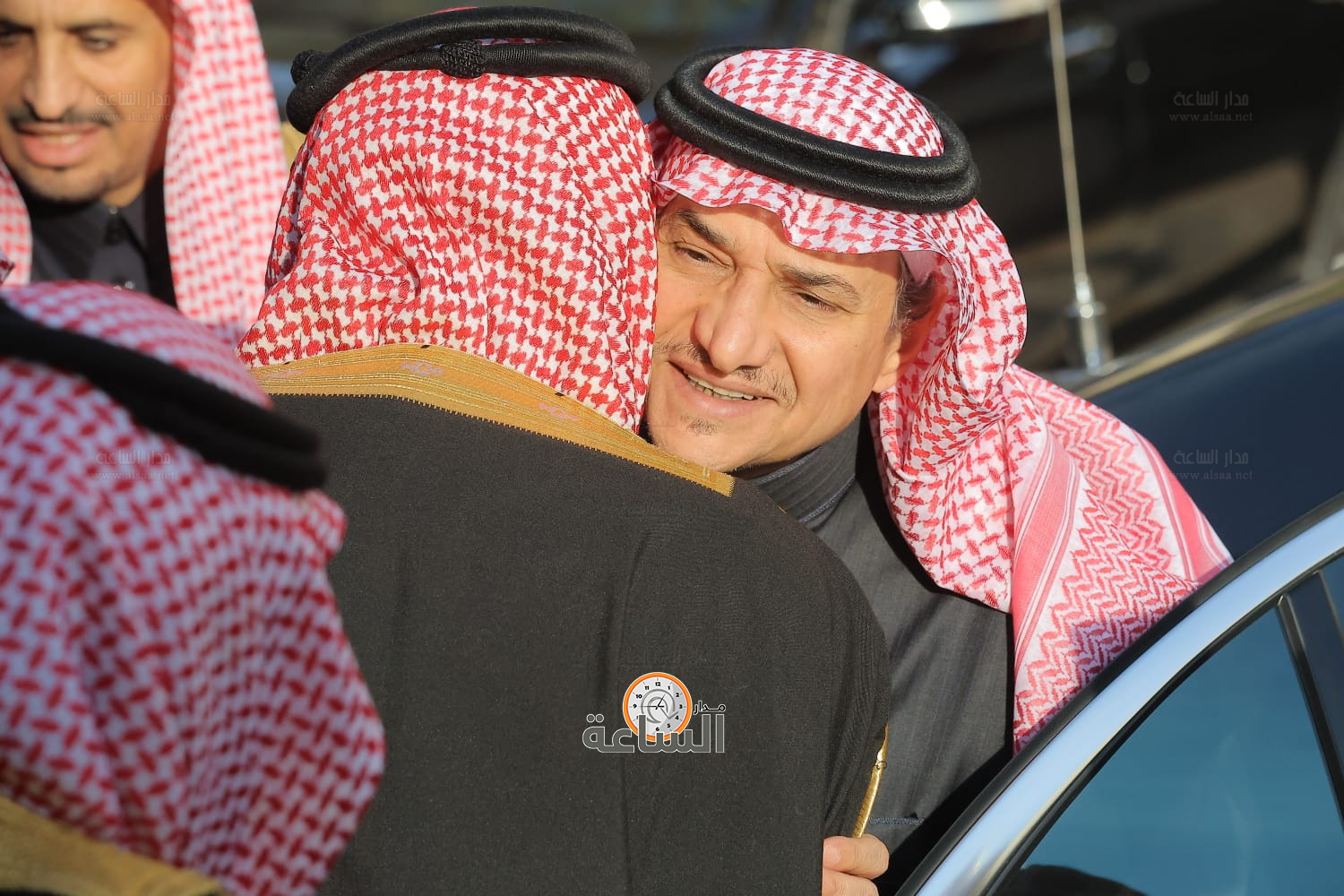 Madar Al-Saa Images 0.5013008896956234