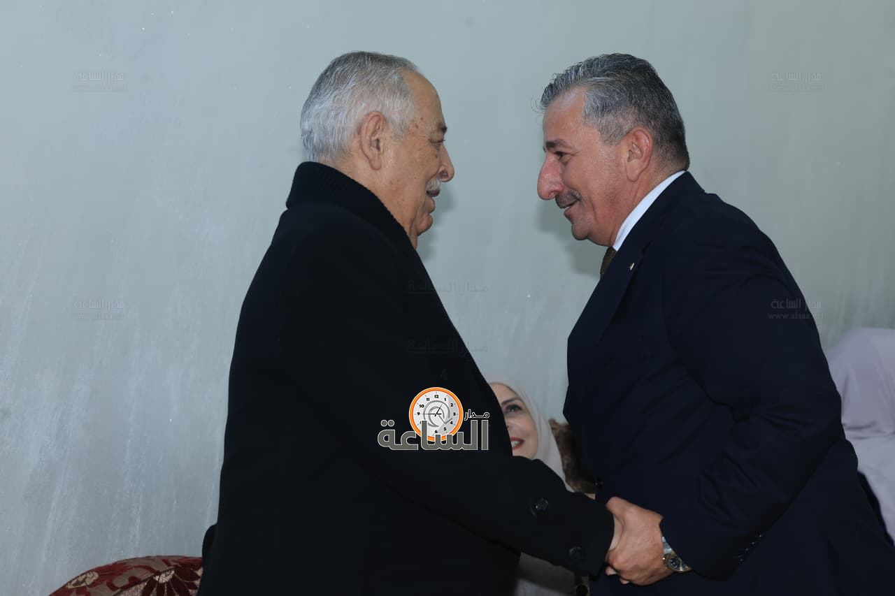 Madar Al-Saa Images 0.6400929806401827