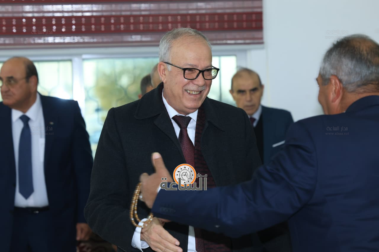 Madar Al-Saa Images 0.7015071516486833