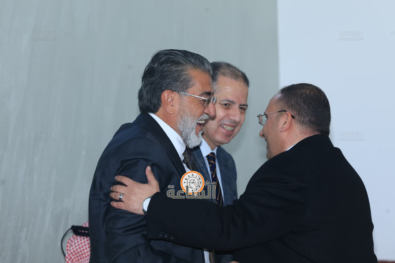 Madar Al-Saa Images 0.35490866221646744