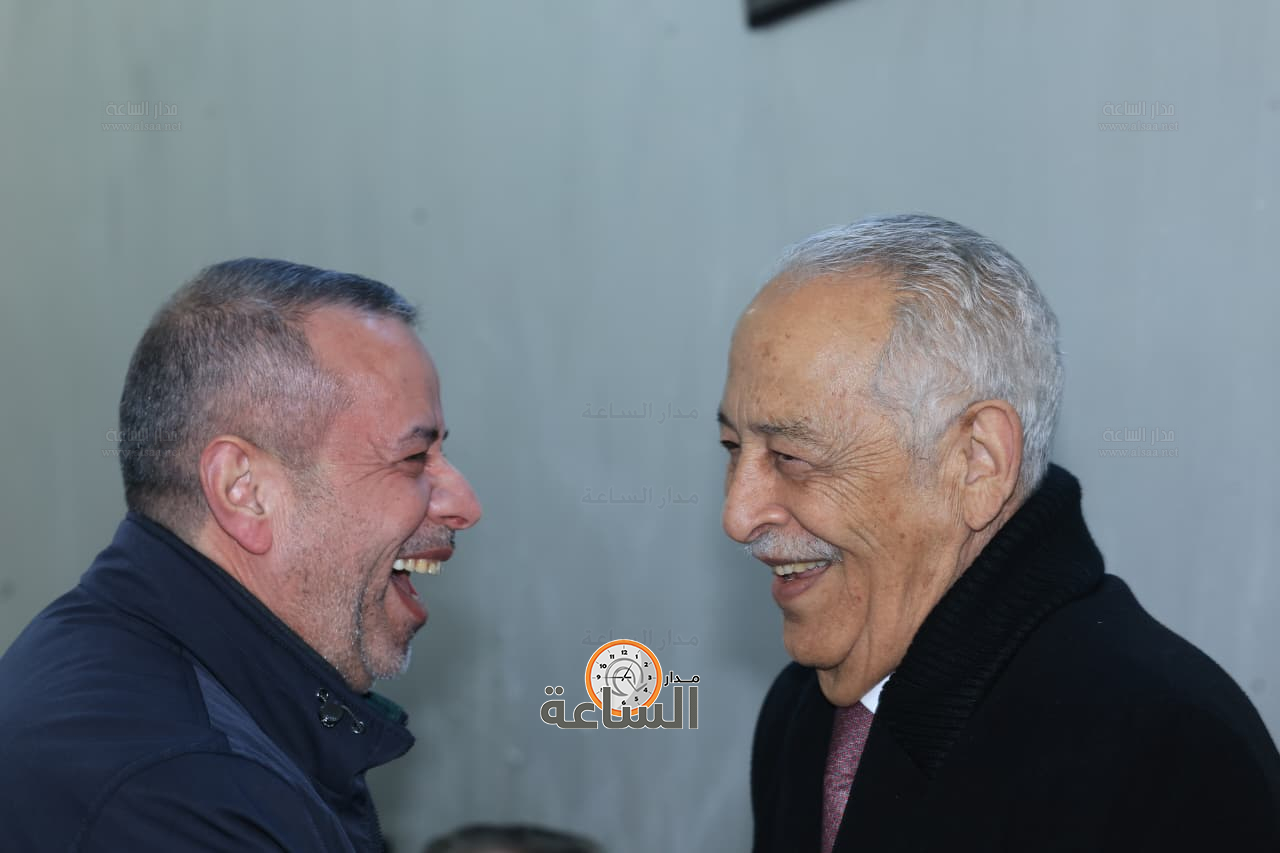 Madar Al-Saa Images 0.502608517331525