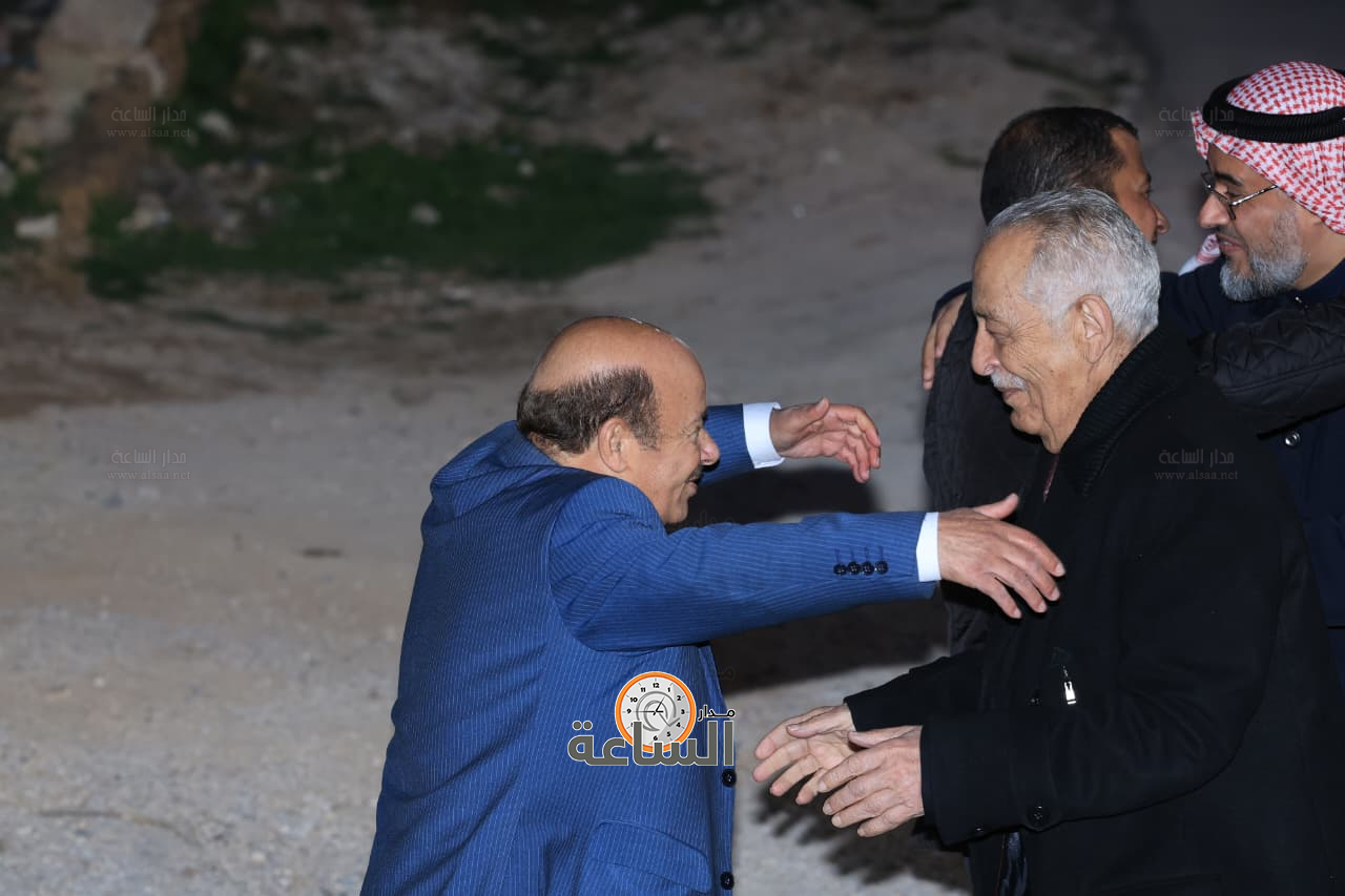 Madar Al-Saa Images 0.5622440571687586