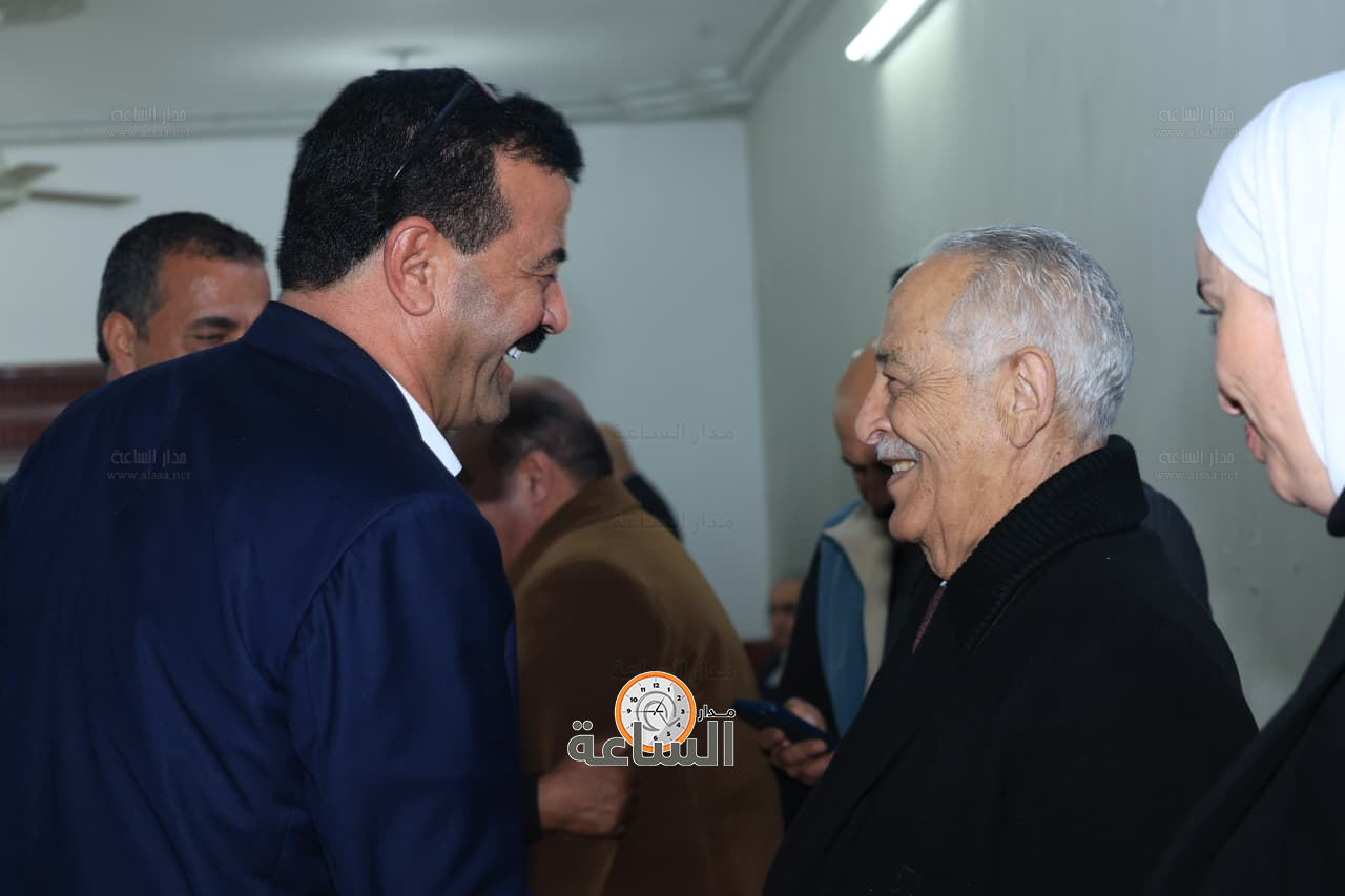 Madar Al-Saa Images 0.14062741654048028