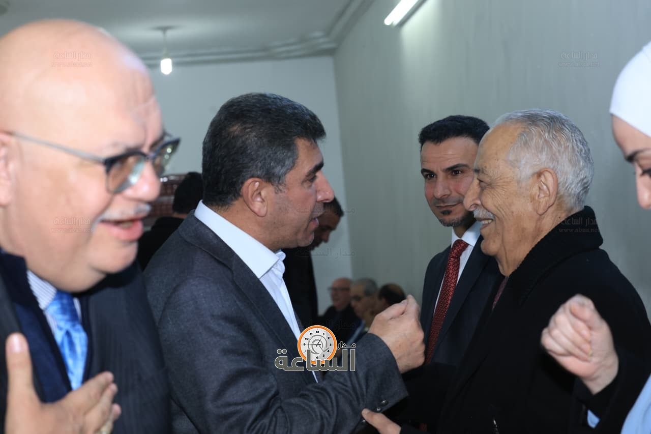 Madar Al-Saa Images 0.7537805025938542