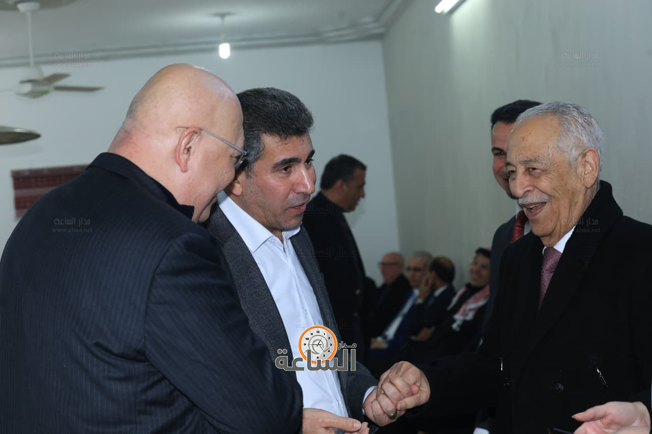 Madar Al-Saa Images 0.3237583364926724