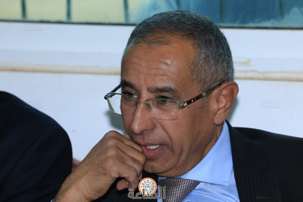 Madar Al-Saa Images 0.6910117487527837