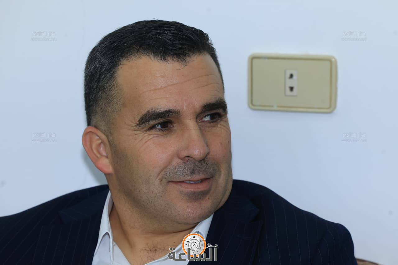 Madar Al-Saa Images 0.1692636223348717