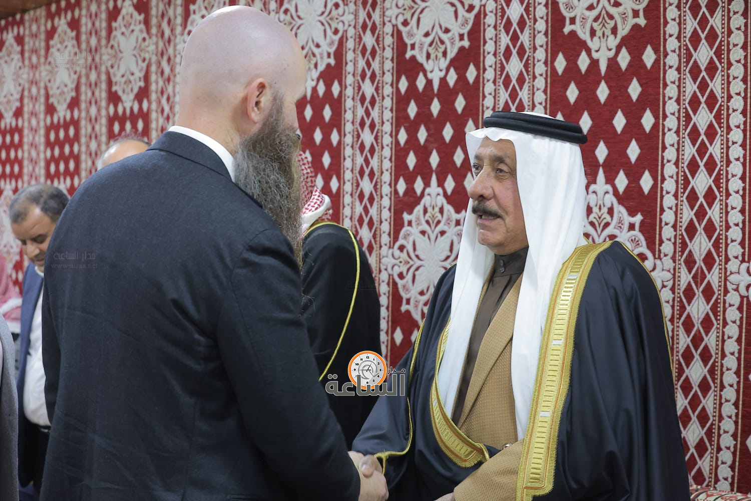 Madar Al-Saa Images 0.19132501383977096