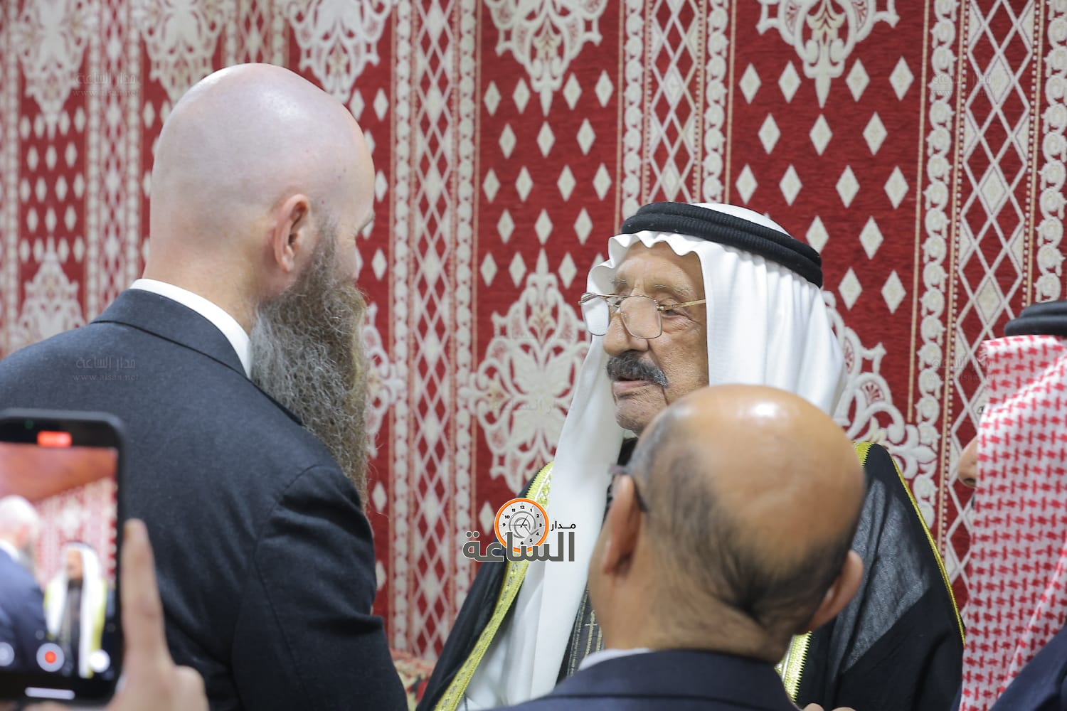 Madar Al-Saa Images 0.6818790556089845