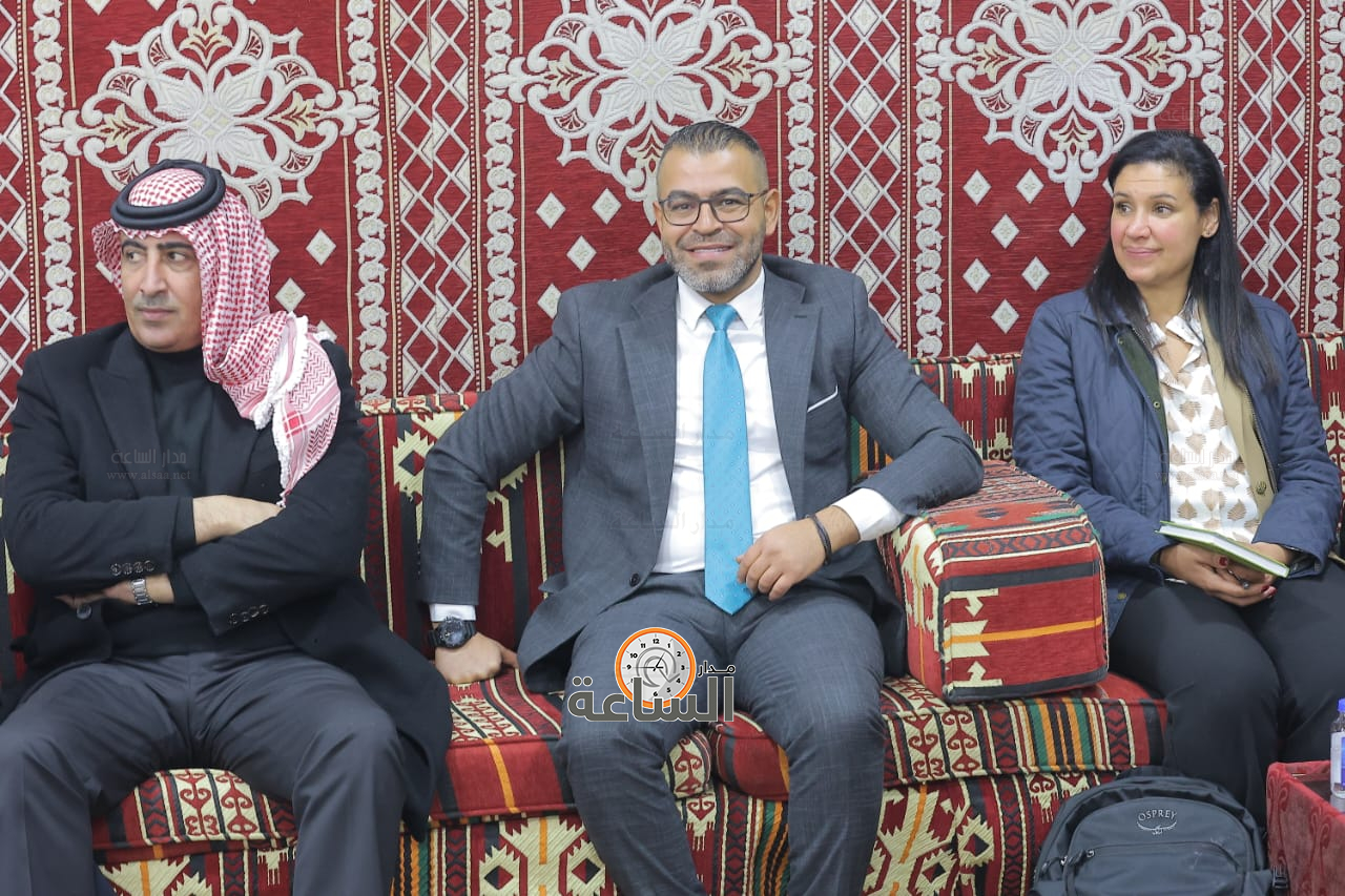 Madar Al-Saa Images 0.6706625189689397